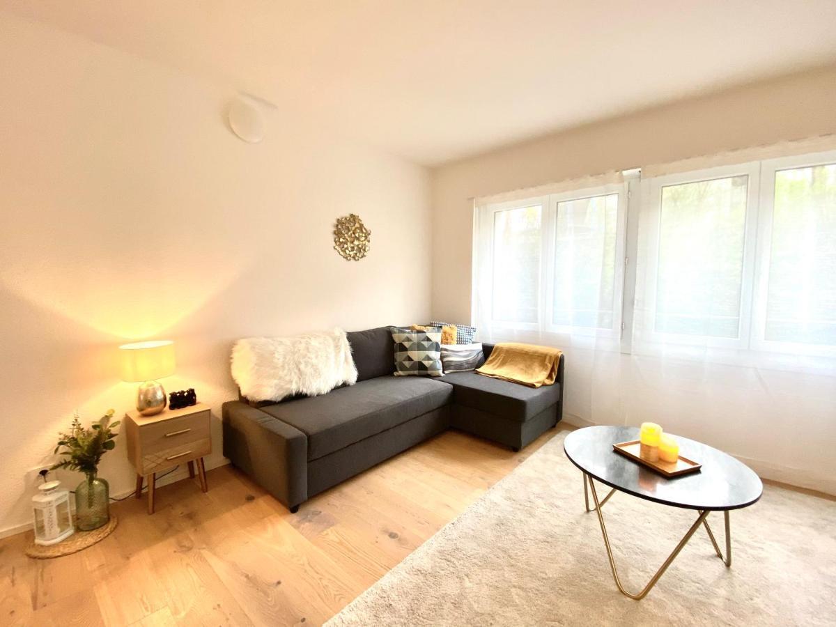 Glad Spot - Liestal - 10 Min From Basel - Central, Design & Netflix Apartment Bagian luar foto