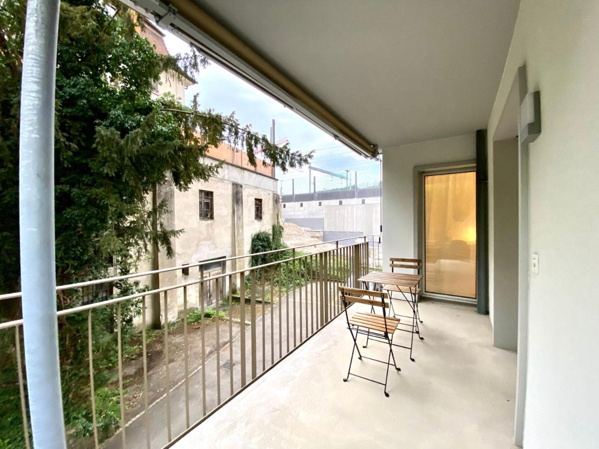 Glad Spot - Liestal - 10 Min From Basel - Central, Design & Netflix Apartment Bagian luar foto